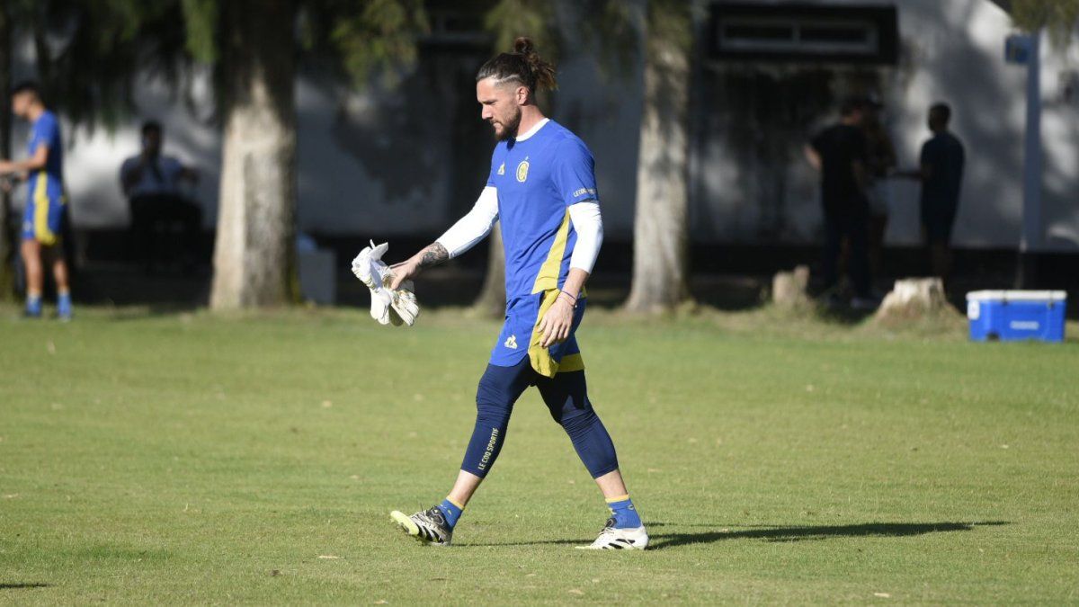 Central de Rosario ante Banfield: Almirón moverá el equipo por bajas
