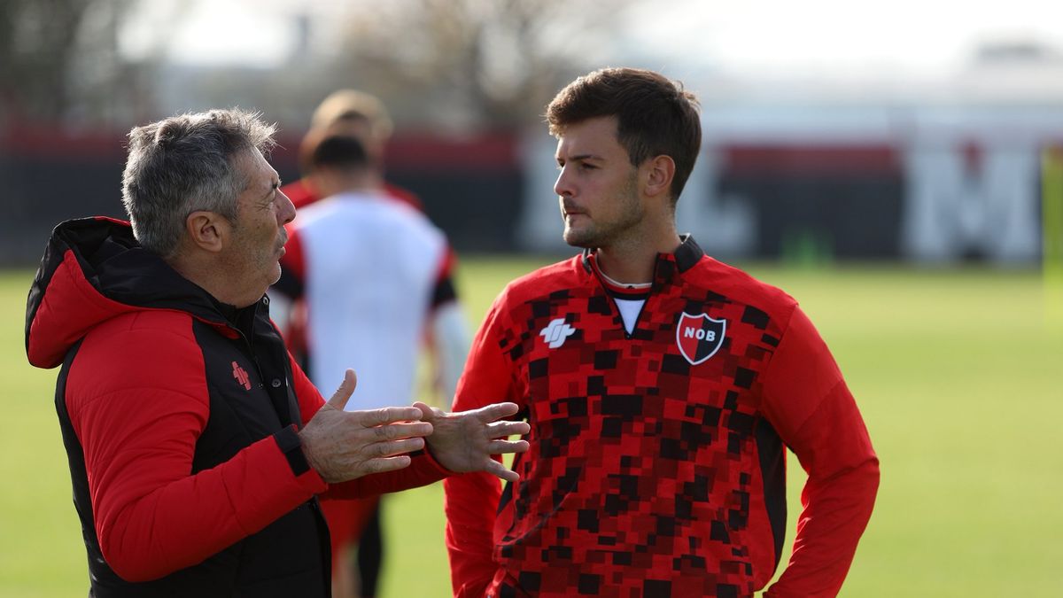Dos jugadores de Newell's buscan la salida: quiénes son y por qué se van