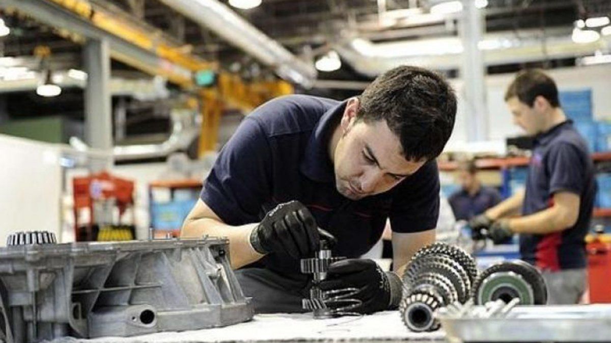 Empleo privado en Argentina: cayeron 134 mil puestos en siete meses