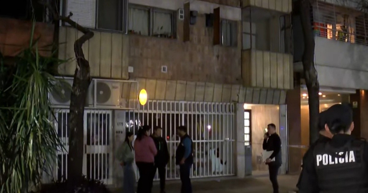 Apuñalaron a una chica de 18 años en un edificio de Rosario: está grave en el Heca