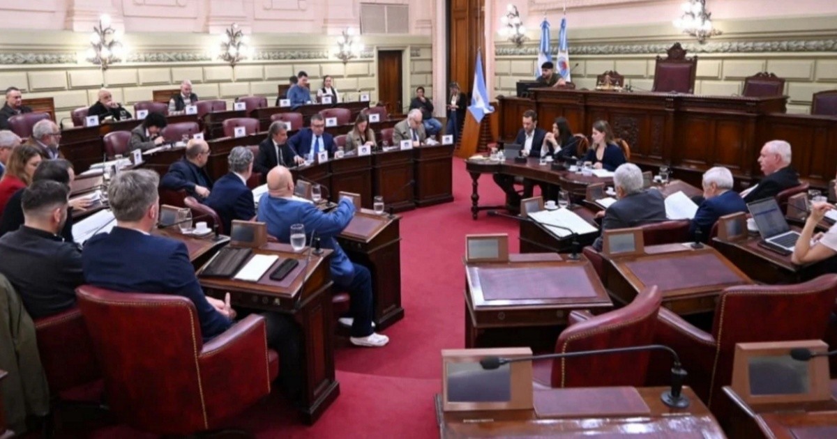 Reforma de seguridad en Santa Fe: debate por allanamientos sin orden judicial