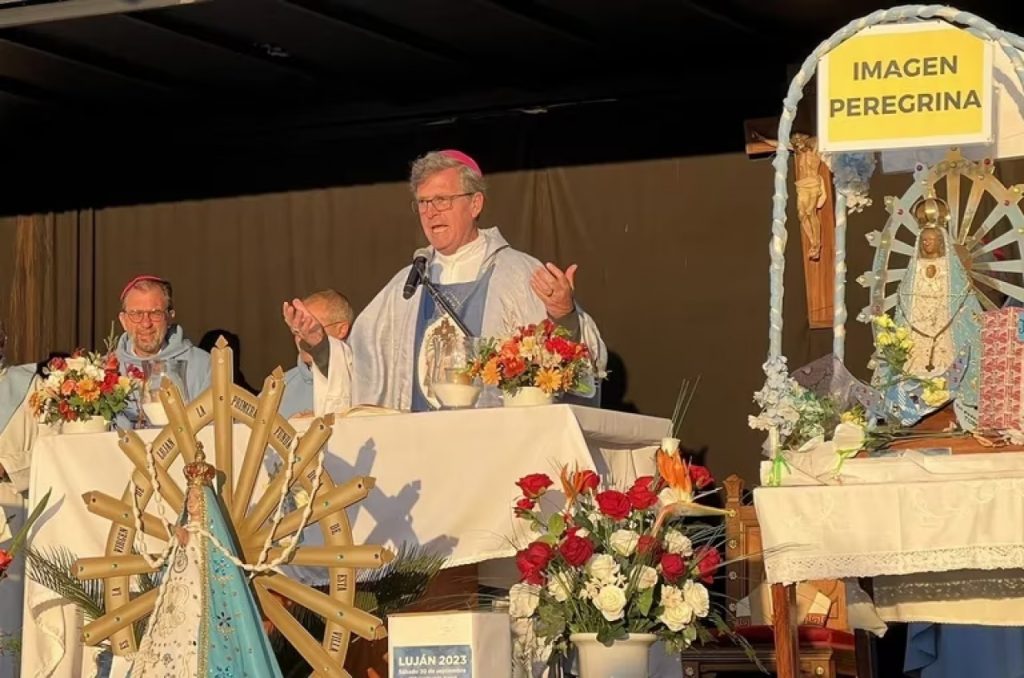 García Cuerva en Luján: pidió unidad y fin al odio ante llegada del Papa