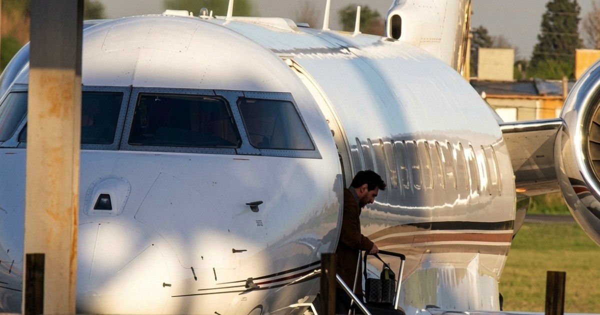 Messi ya está en Rosario: llega a Funes antes de su despedida en el Monumental