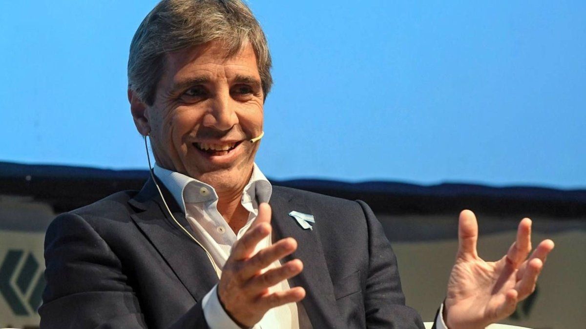 Presupuesto 2027: Milei proyecta inflación del 18-21% y dólar a $1.847 a fin de año